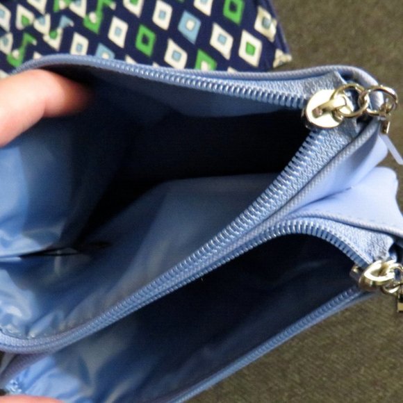 Vera Bradley Diamond Print Checkbook Cover & Unbranded Blue Wristlet - Picture 9 of 9